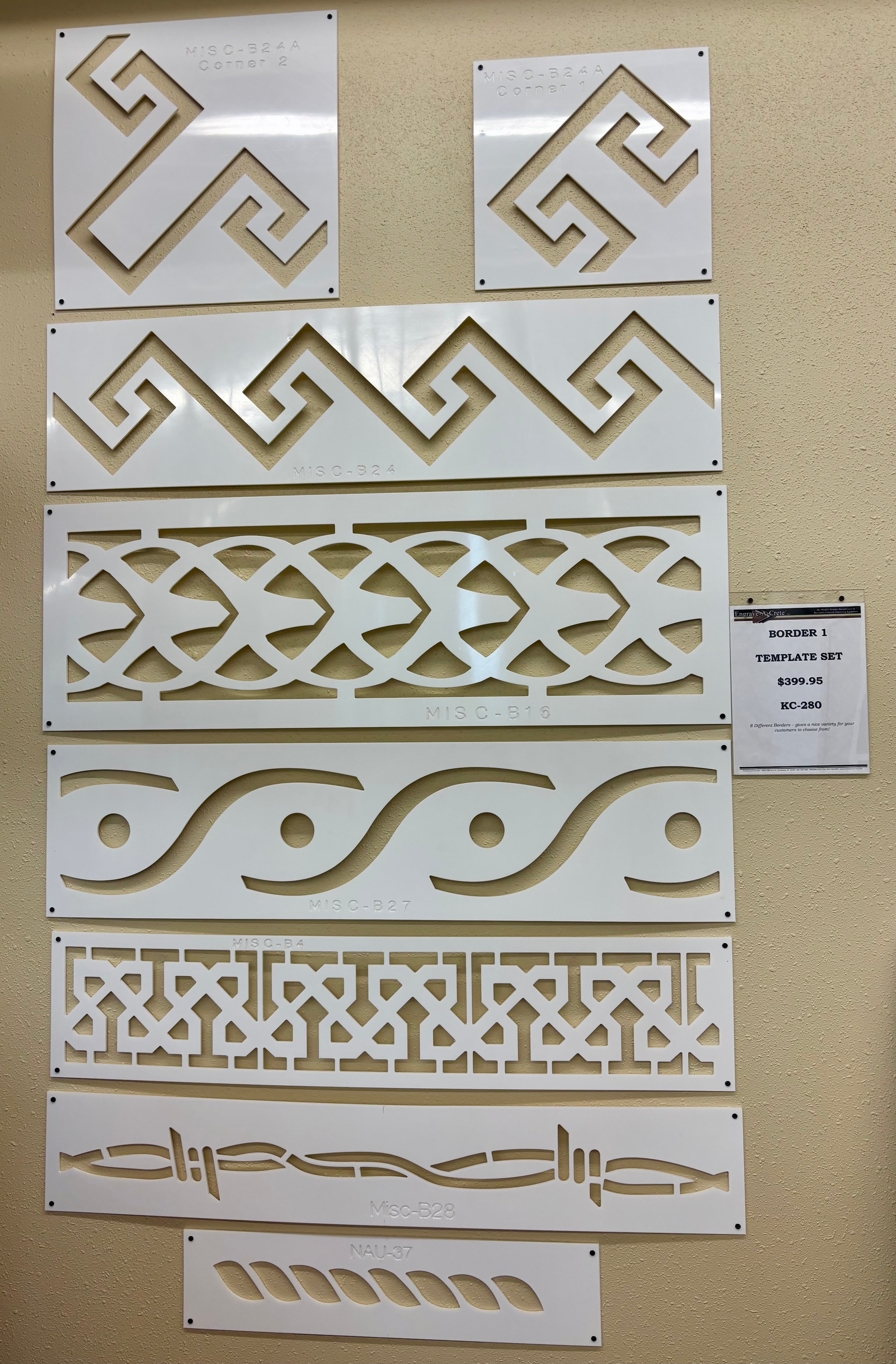 Border 1 Set Display Model